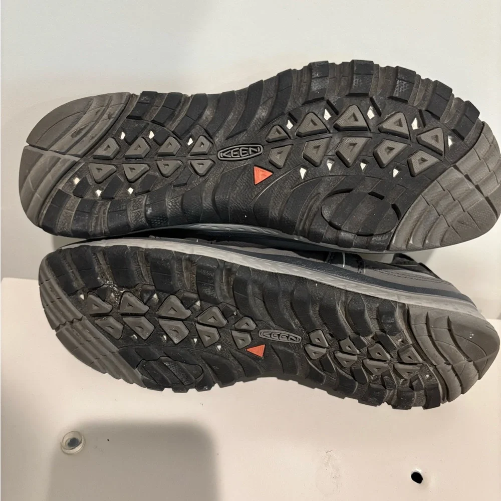 Keen Gray Terradora Ethos Hiking Shoes - Picture 3 of 4